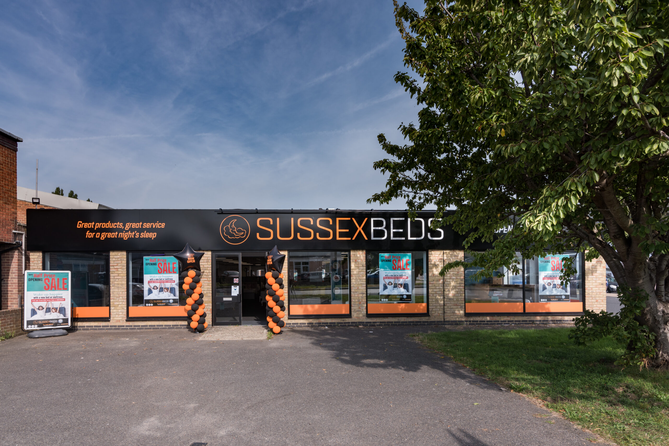 Discover Canterbury: From Local Hotspots to the Bed You’ll Love!