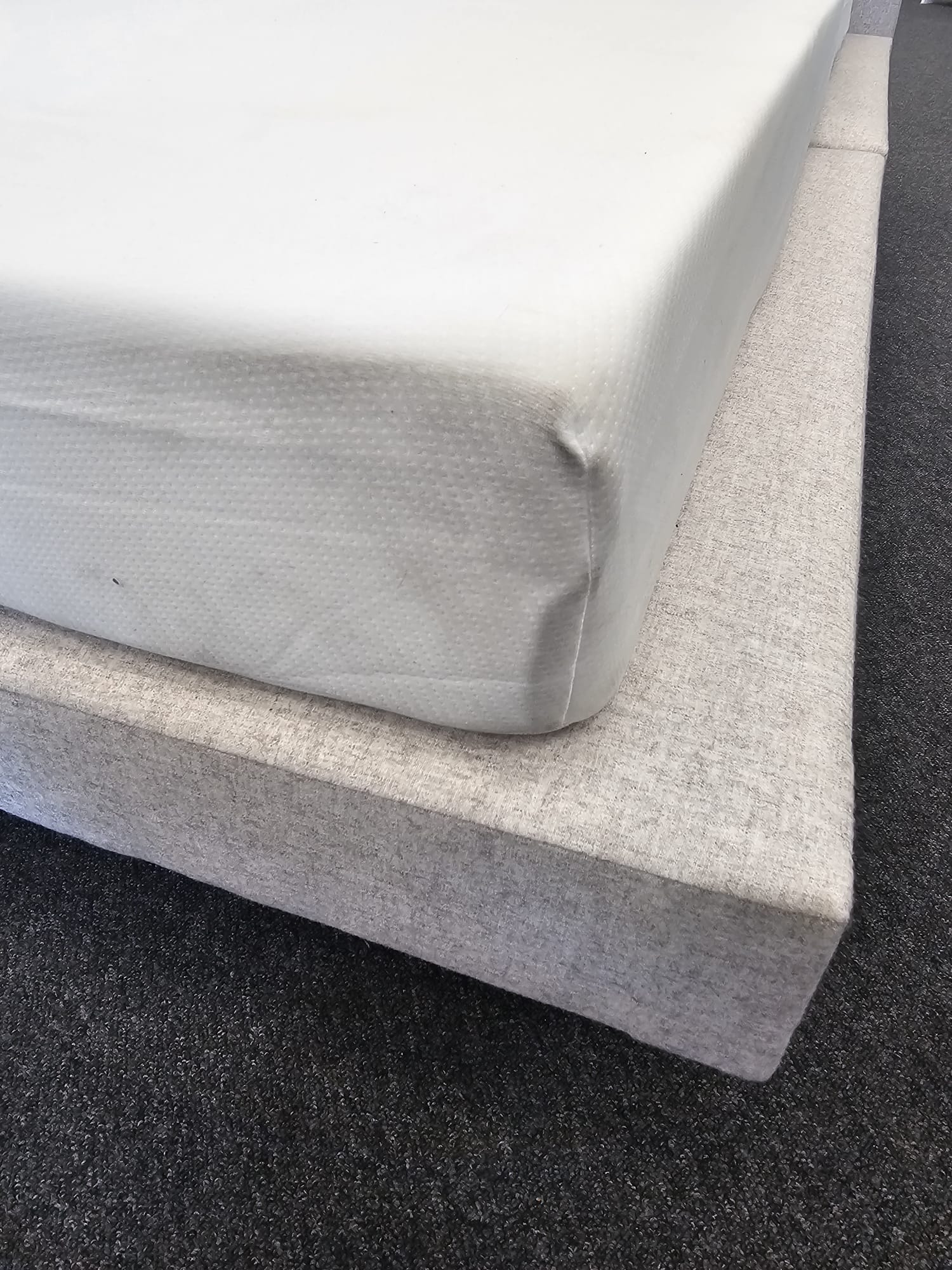 Double Snooze Easy Mattress – 60 Night Comfort Trial Hailsham Store Size_ DoubleWeb-1931694 - 1
